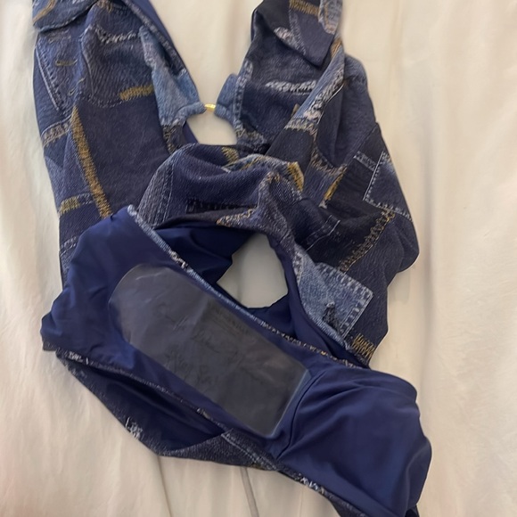 WEWOREWHAT Collar Racerback One-piece Swimsuit NWT - Picture 6 of 7